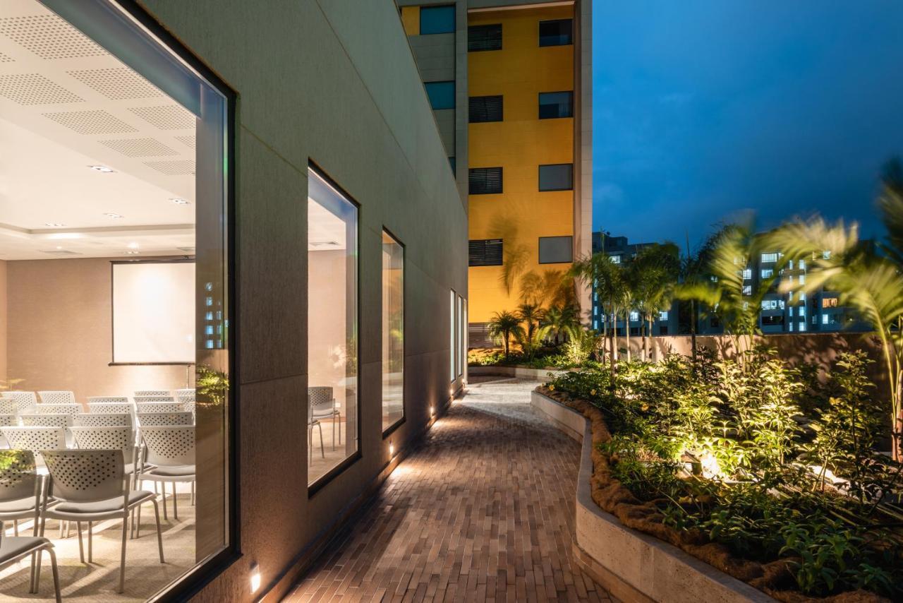 Fairfield By Marriott Medellin Sabaneta Hotel Itagui Ngoại thất bức ảnh